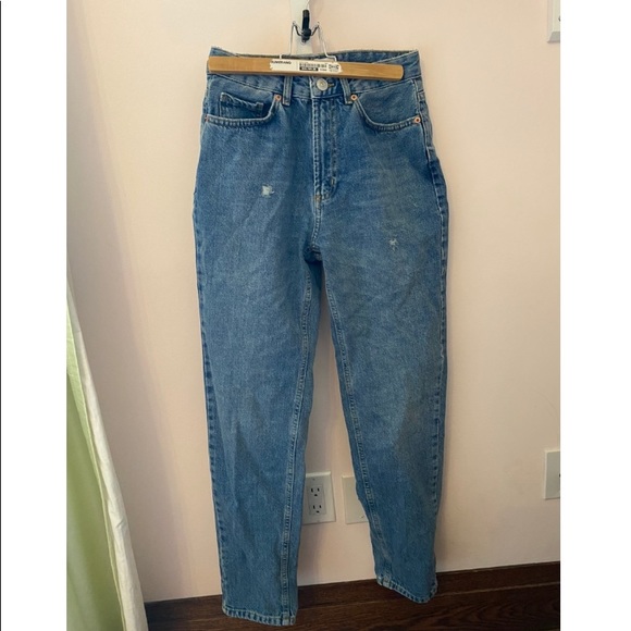 Urban Outiftters BDG Mom Jeans - Picture 1 of 2
